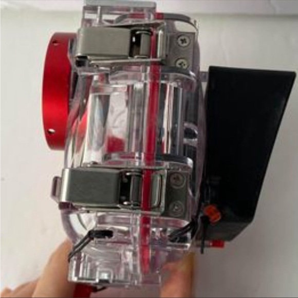 Olympus PT-033 waterproof underwater camera case for Olympus Stylus 720 SW - Picture 2 of 9